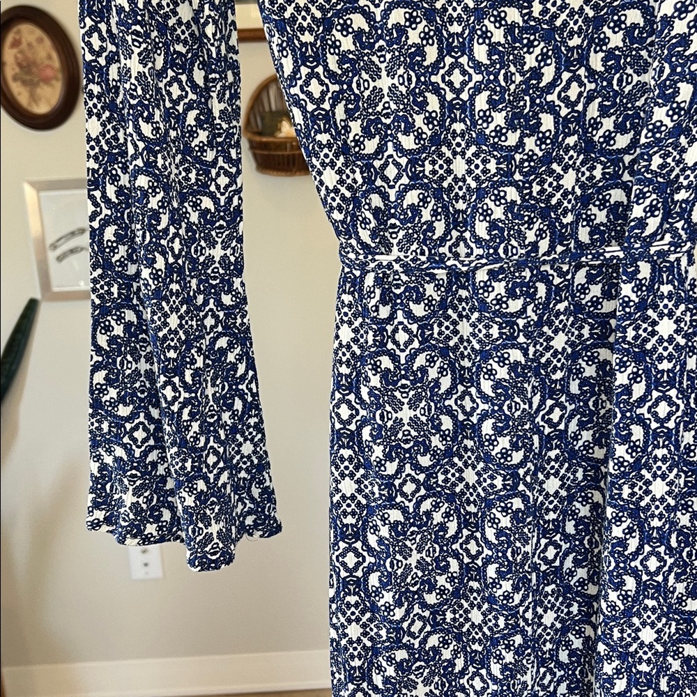 Lulu's Women's Mandala Daydream Blue Print Maxi Dress - Size L - Picture 8 of 11